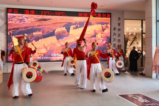 非遗赴丝路  鼓韵震雄关｜兰州太平鼓丝路文化行走进阳关玉门关旅游区